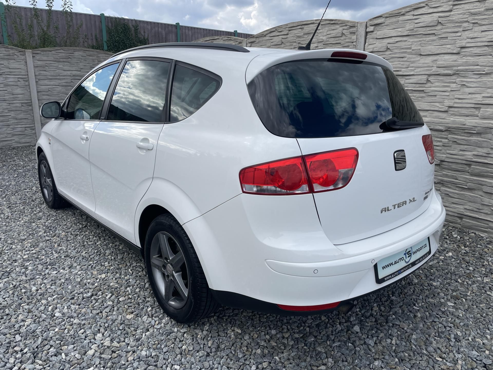 Seat Altea, 1.6TDi 105PS XXL ECOMOTIVE TOP - fotka 3