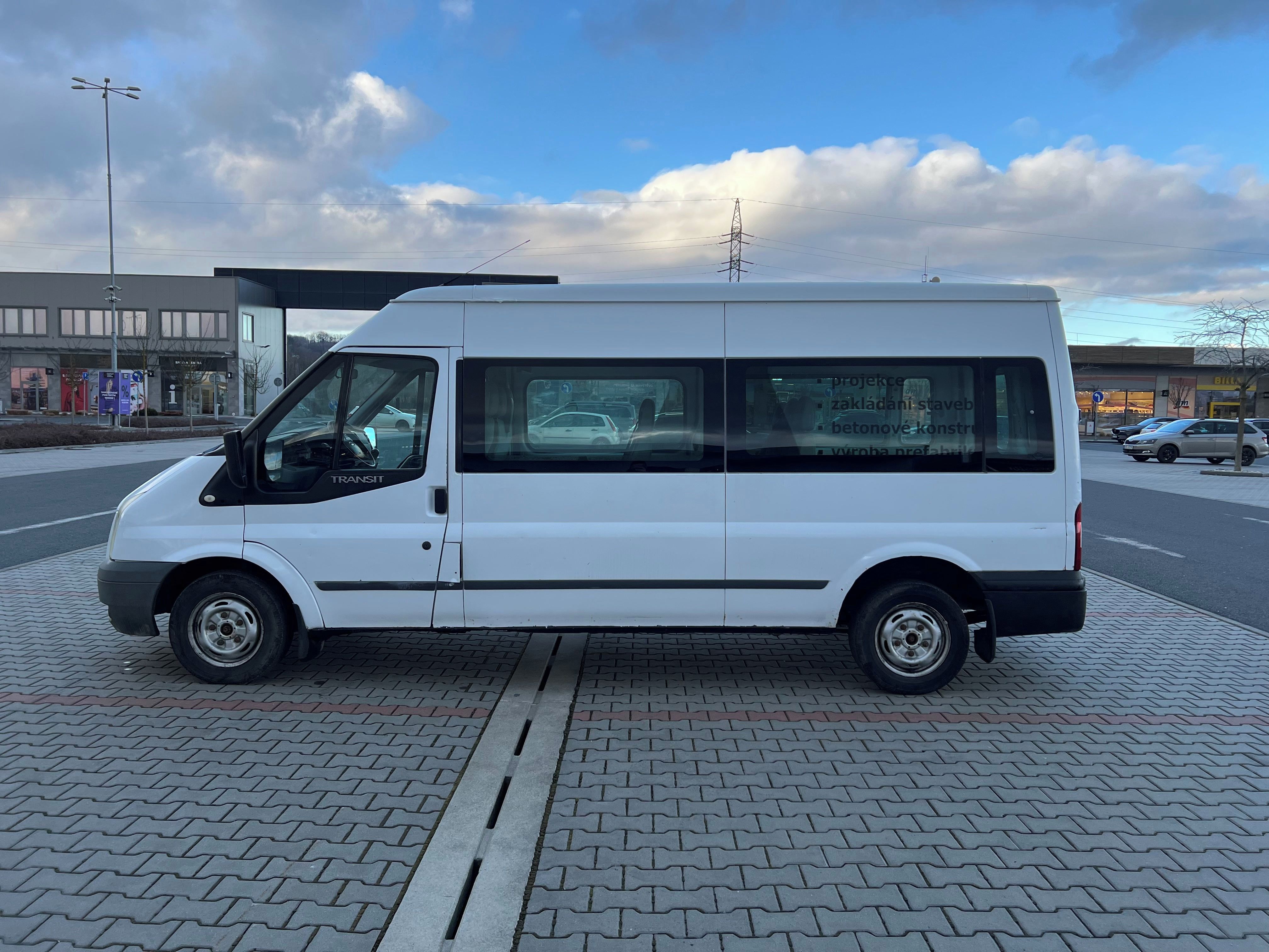 Ford Transit, 2.2 TDCi 81kw 9 míst L2H2 - fotka 6
