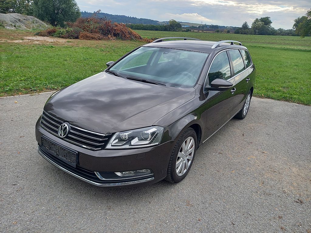Volkswagen Passat, 1.6 TDi-digiklima-navi+ROZVODY