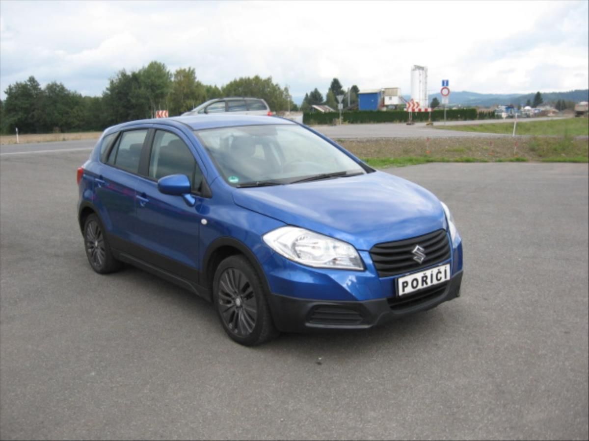 Suzuki SX4 S-Cross, 1,6 - fotka 3