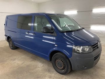 T5 LONG 6-MÍST TOP STAV r.2012