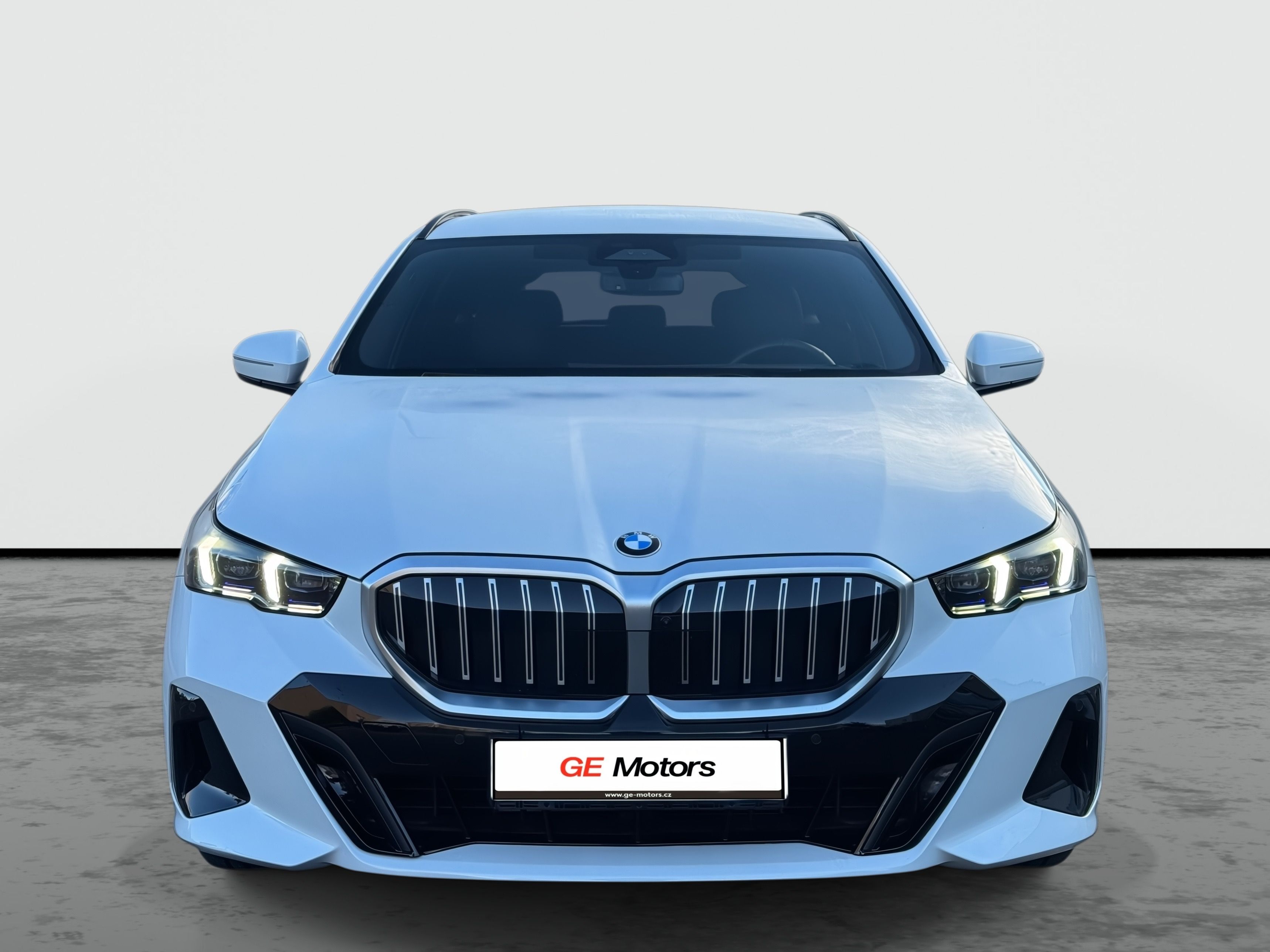 BMW Řada 5, 520XD M Tažné 360 Záruka DPH - fotka 2
