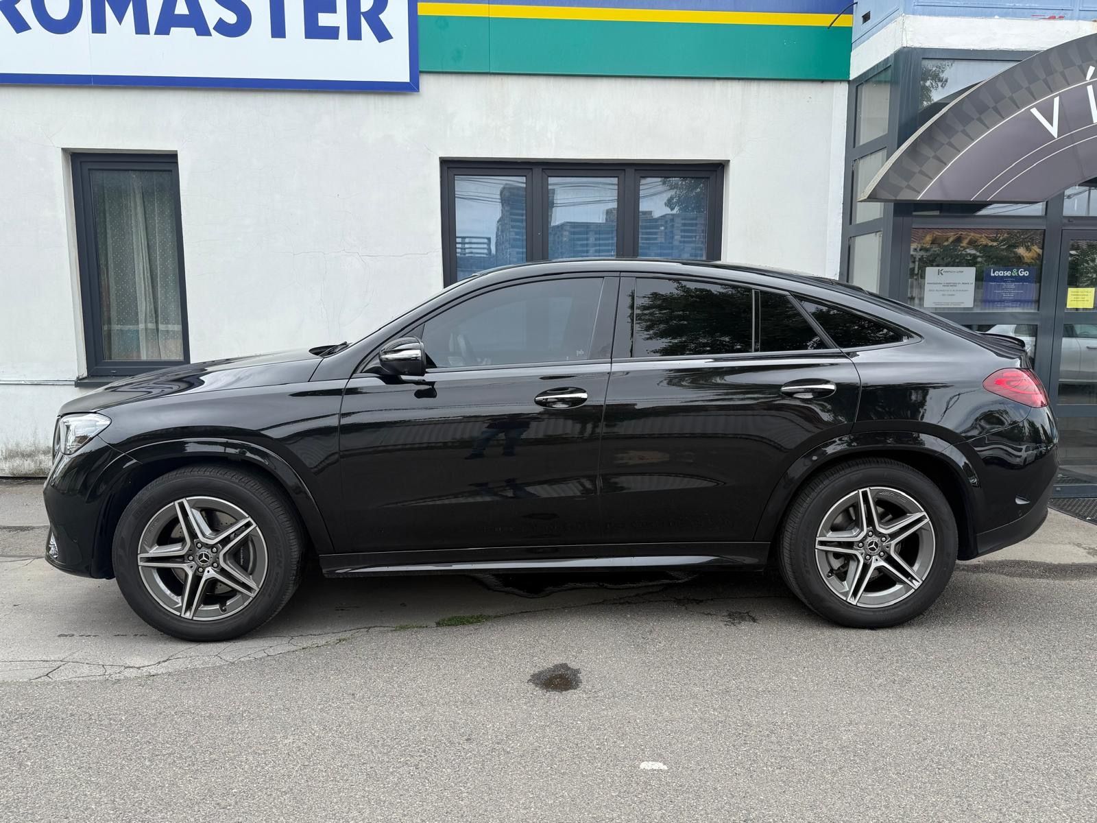 Mercedes-Benz GLE, 300d 4Matic AMG CZ 1.majitel - fotka 3