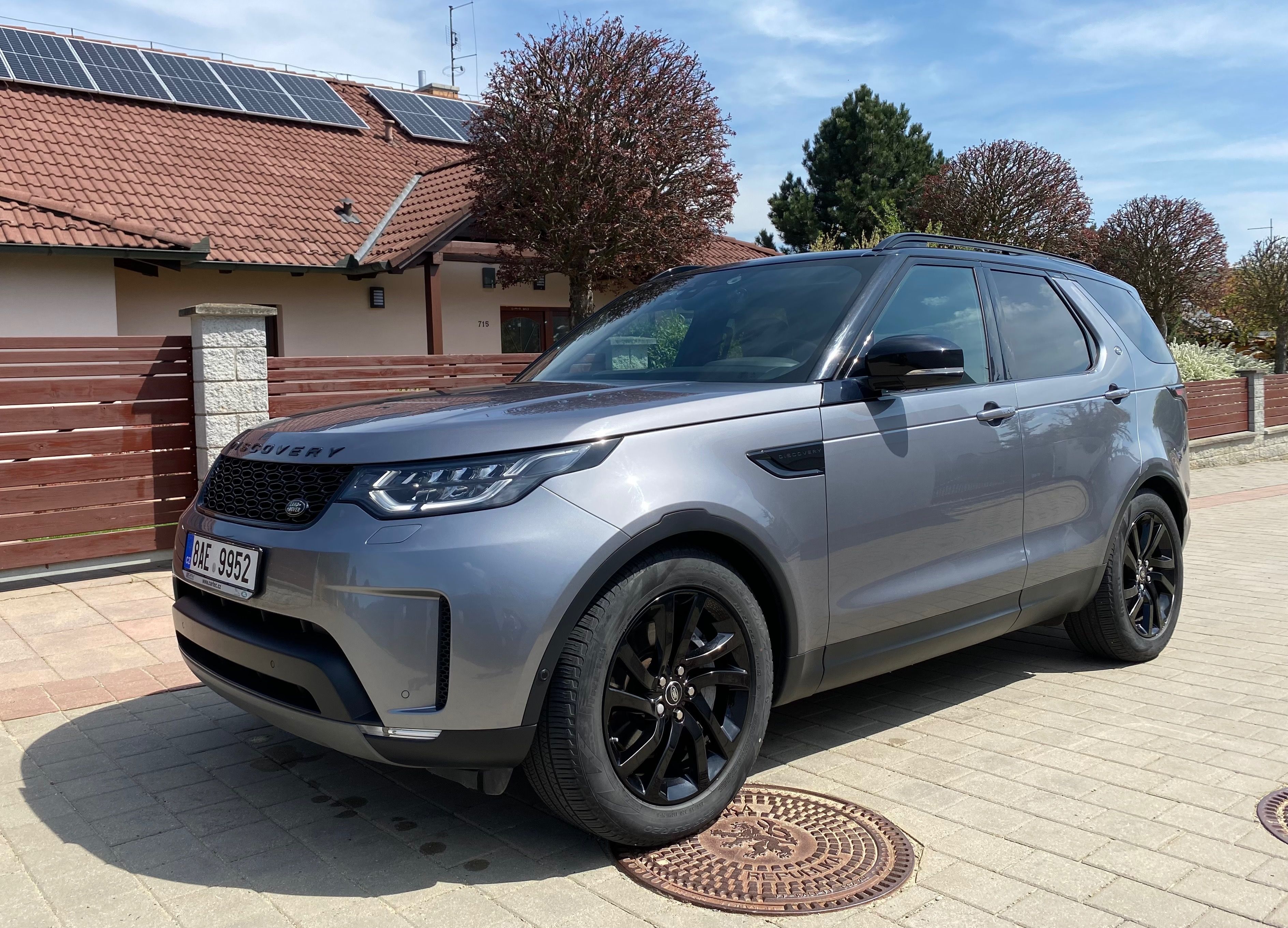 Land Rover Discovery, 3.0 SD6 s 225 kW, HSE, 40 tkm - fotka 3