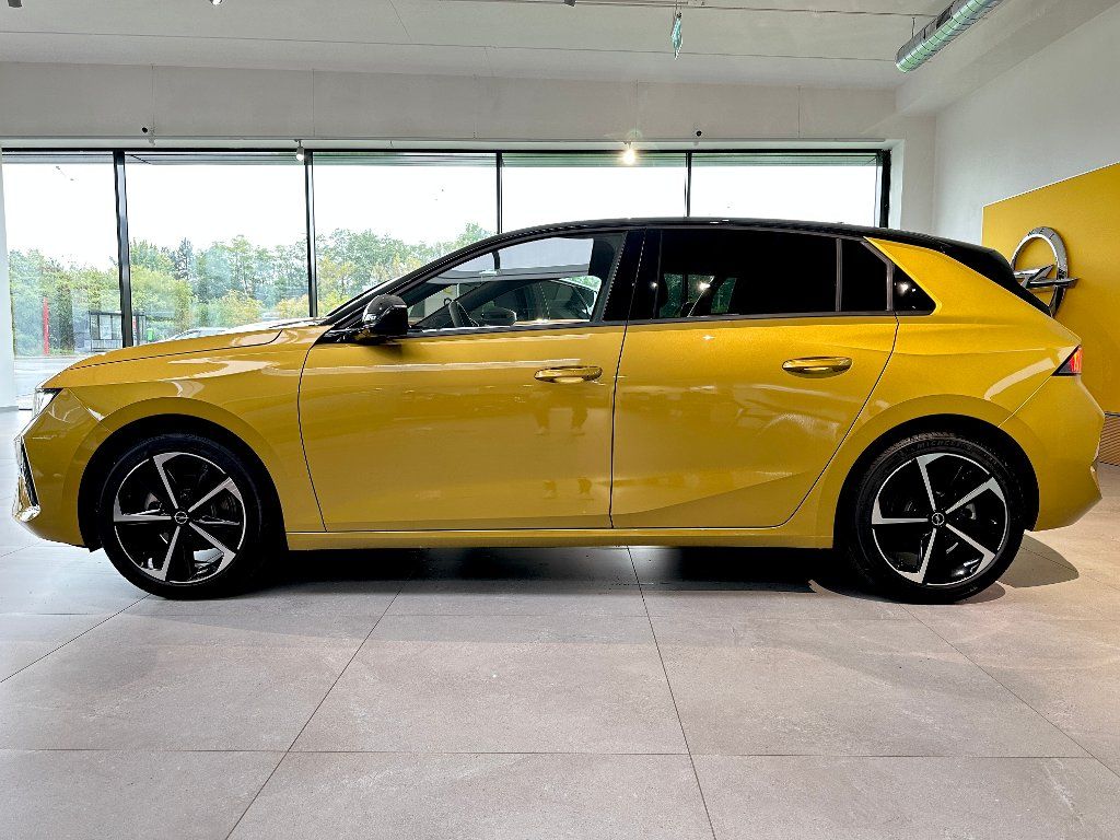 Opel Astra, GS Line hybrid automat + ZP - fotka 2