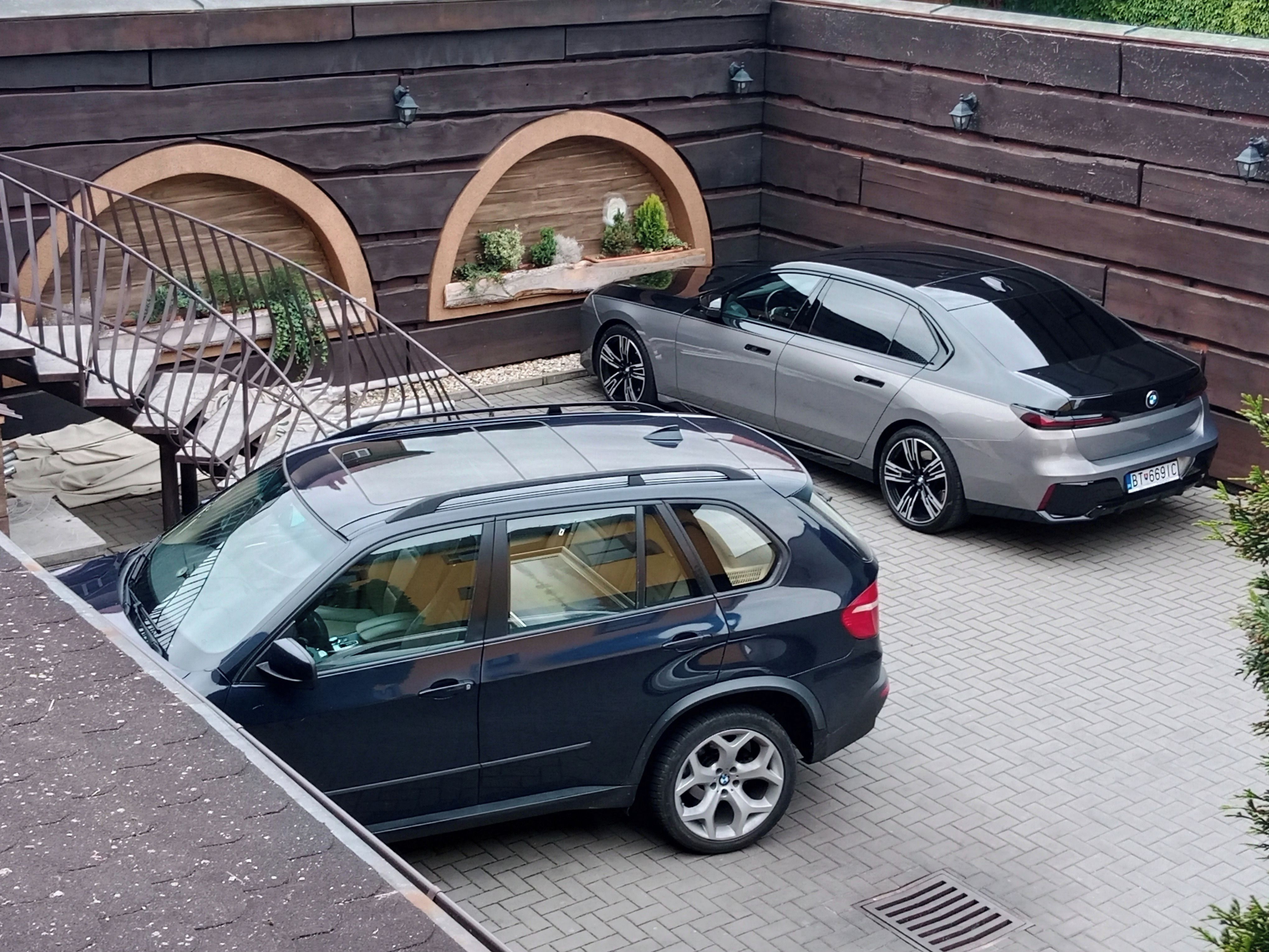 BMW X5, 3,0D xDrive 173 kW E70 1Maj.CZ - fotka 4