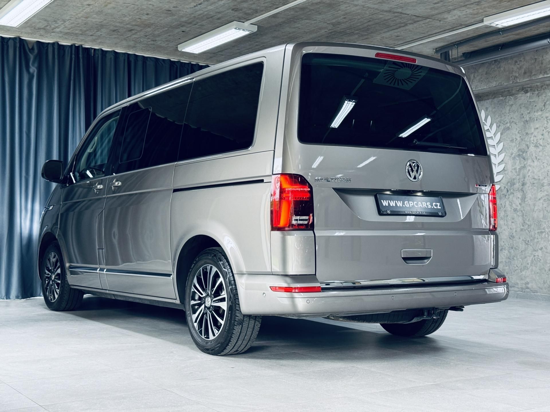 Volkswagen Multivan, 6.1*4x4*DSG*ZÁRUKA.02/27 - fotka 6