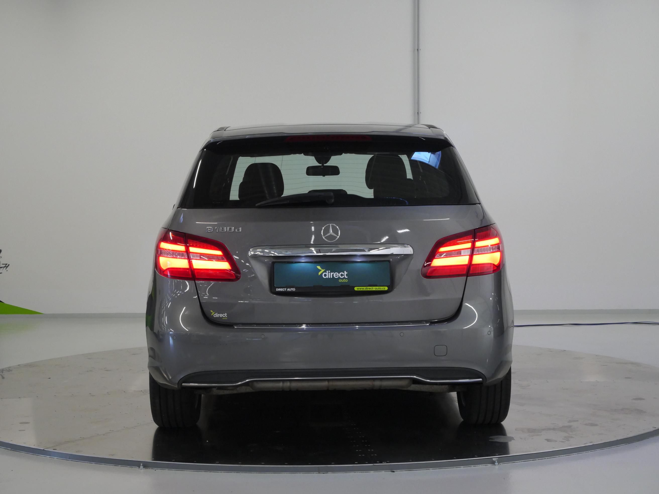 Mercedes-Benz Třídy B, 180D 80 kW - fotka 6