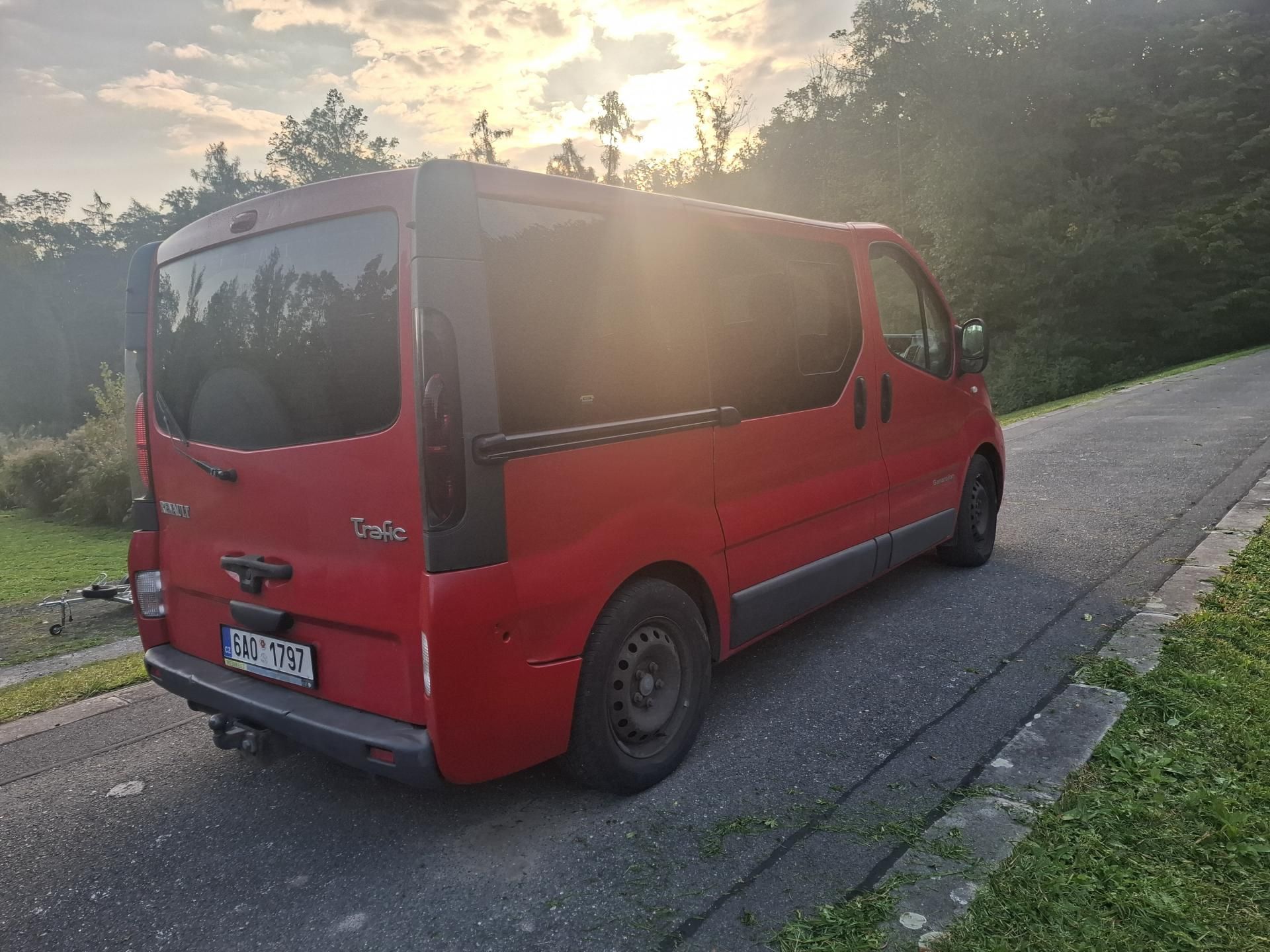 Renault Trafic, Generation 2,5 dci,1 maj. CZ - fotka 4