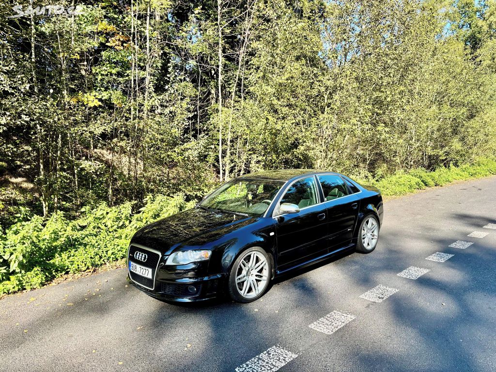 Audi RS4 2006 nga Republika Çeke