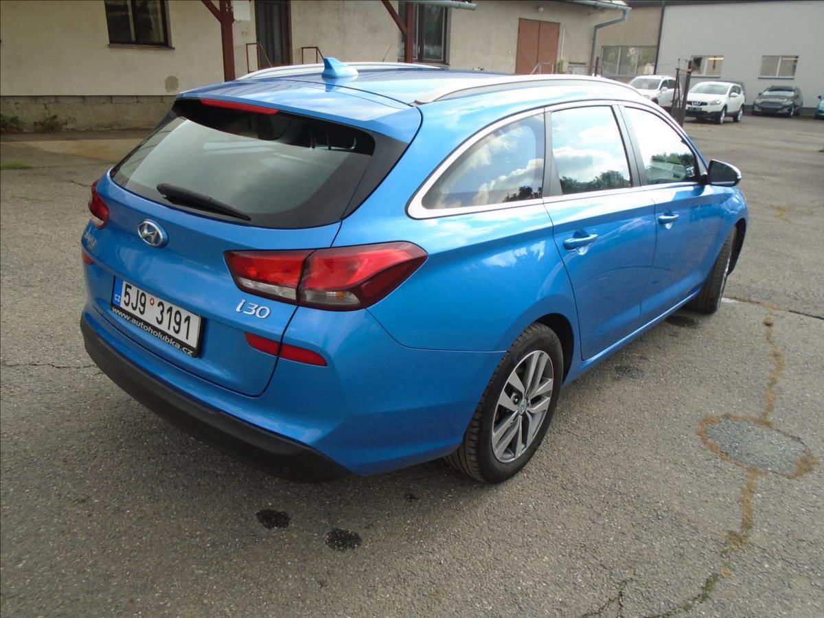 Hyundai i30, 1,6 - fotka 4