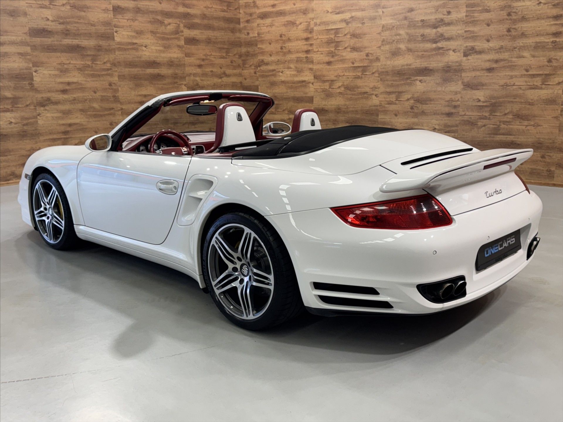Porsche 911, 997 TURBO CABRIO MANUÁL - fotka 4