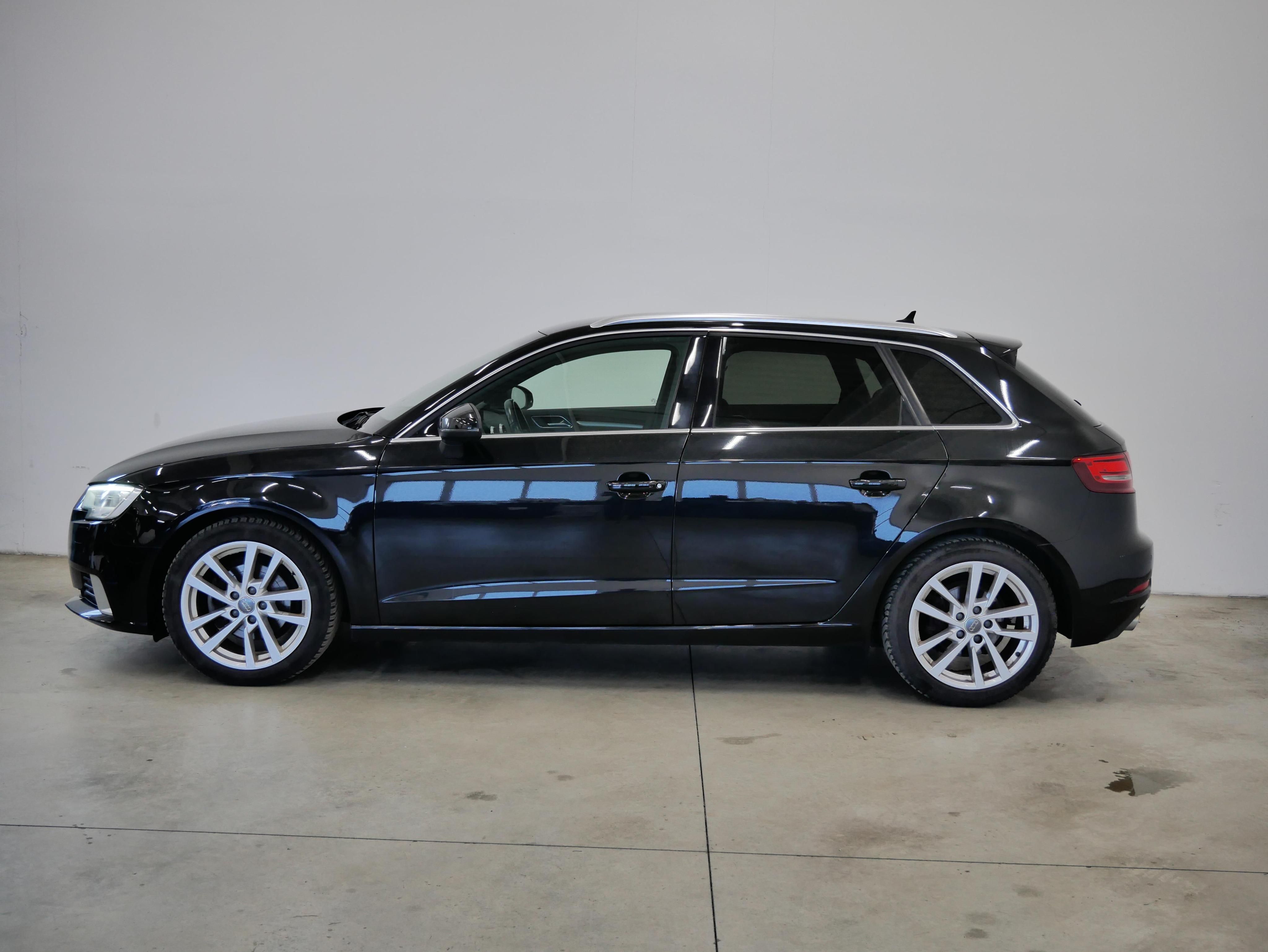 Audi A3, 1.5 TFSI 110 kW Sport - fotka 3