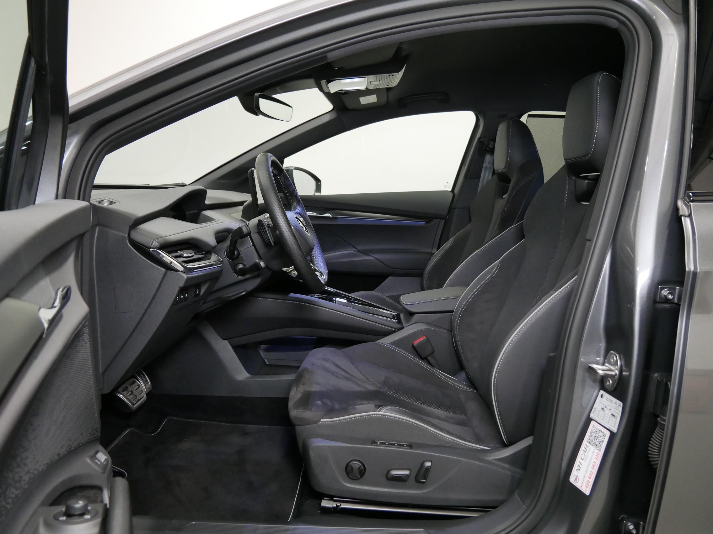 Škoda Enyaq iV, iV 80x 195 kW SportLine - fotka 6