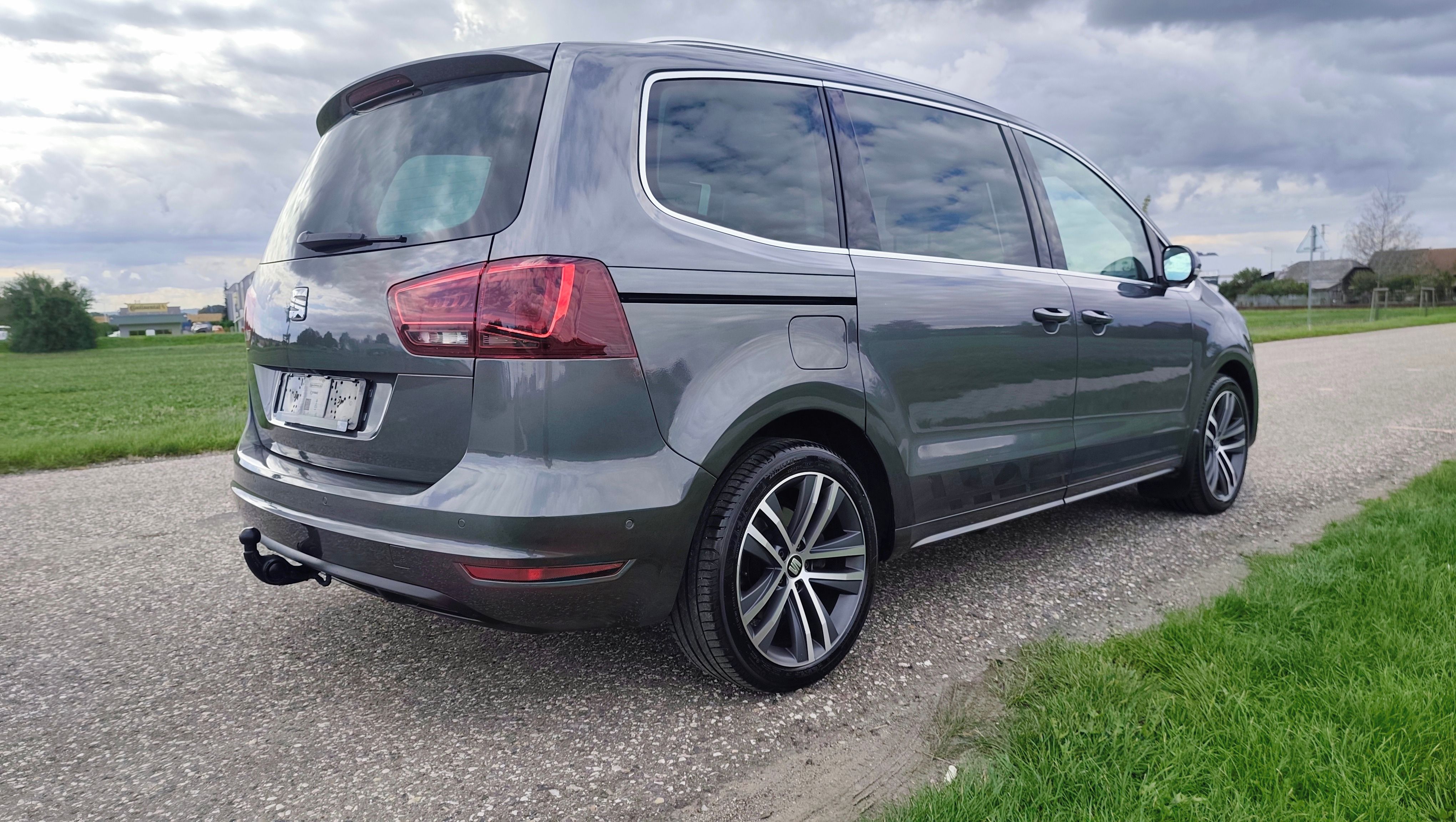 Seat Alhambra, 2.0TDi 135kW FRline 4x4 7MÍST - fotka 5