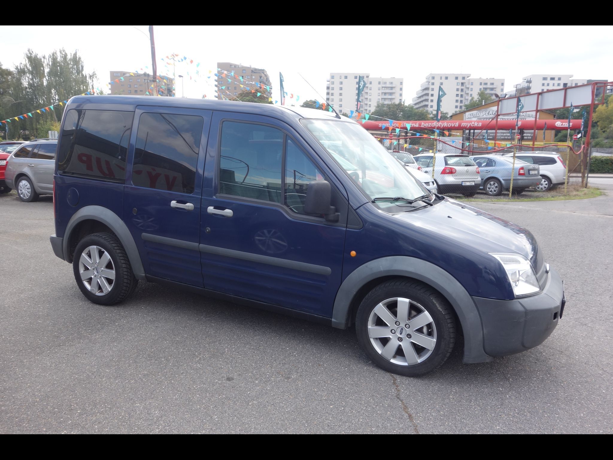 Ford Tourneo Connect, 1,8TDCi ČR - fotka 6