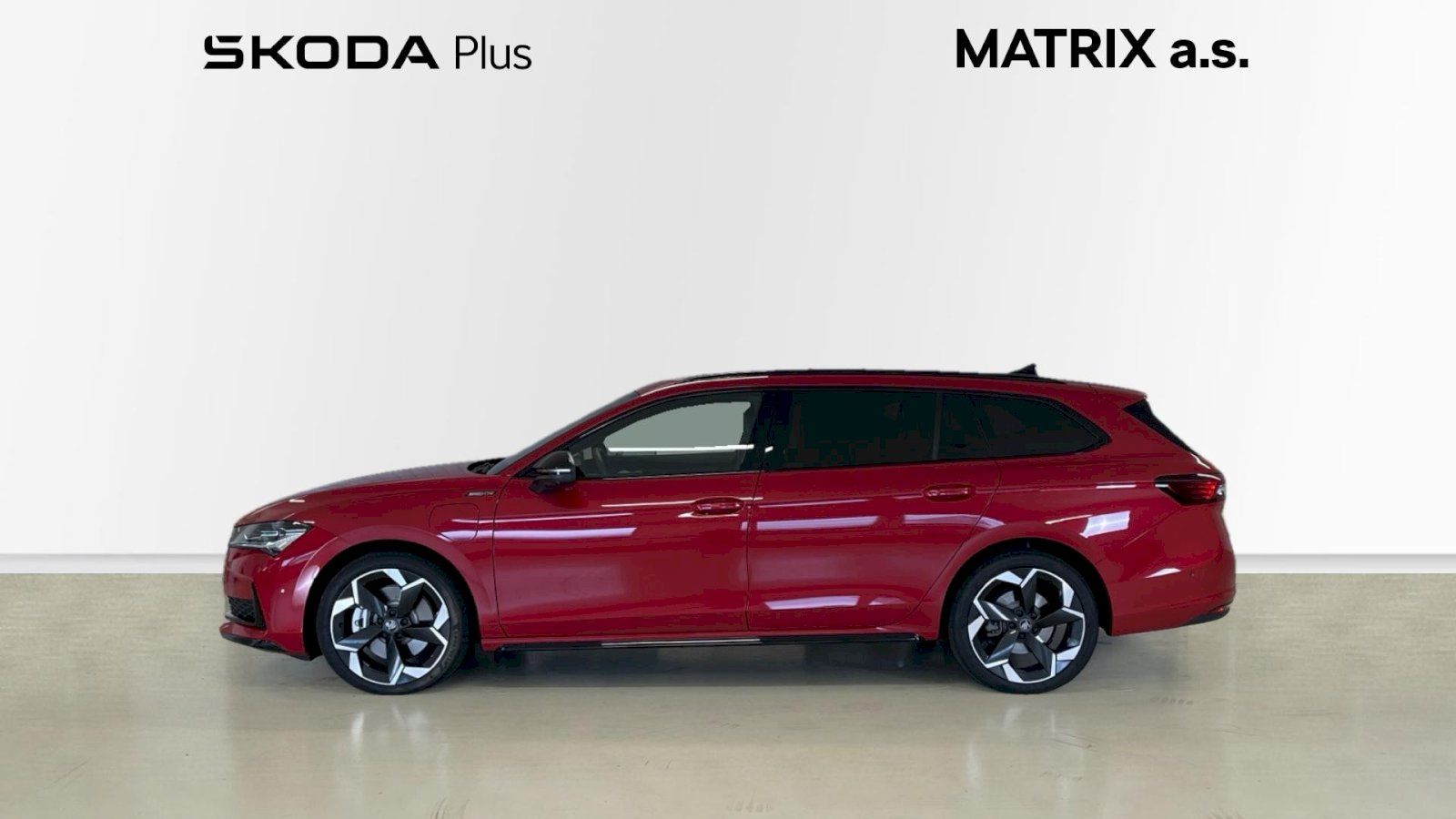 Škoda Superb, Combi iV SPORTLINE 1.5 TSI 150 - fotka 3