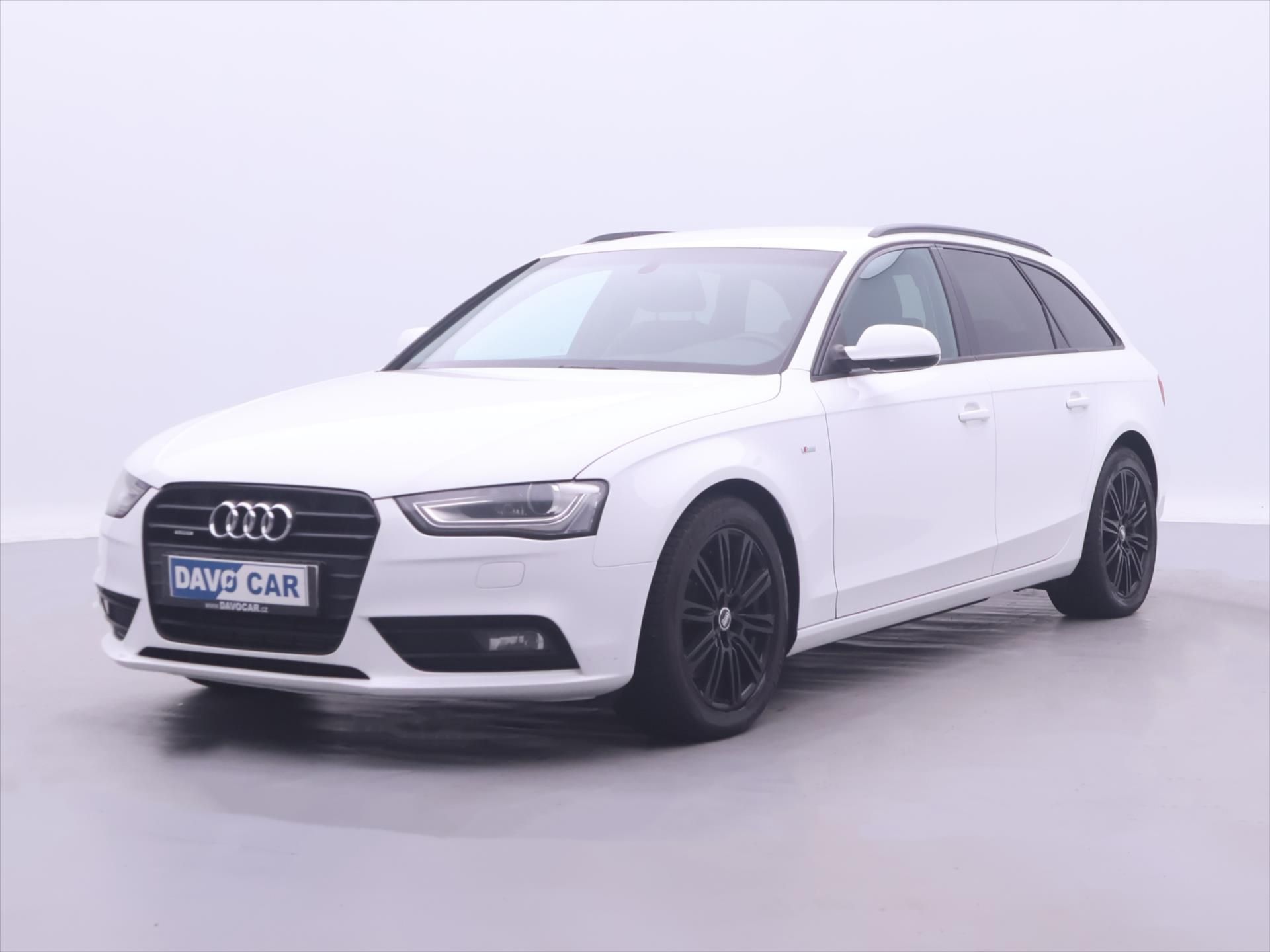 Audi A4, 3,0 TDI Aut. S-line quattro - fotka 3