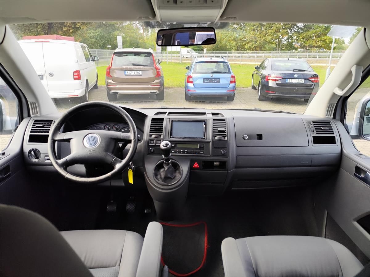 Volkswagen Caravelle, 2,5TDI 96KW FACE 8MÍST ALU KLI - fotka 4