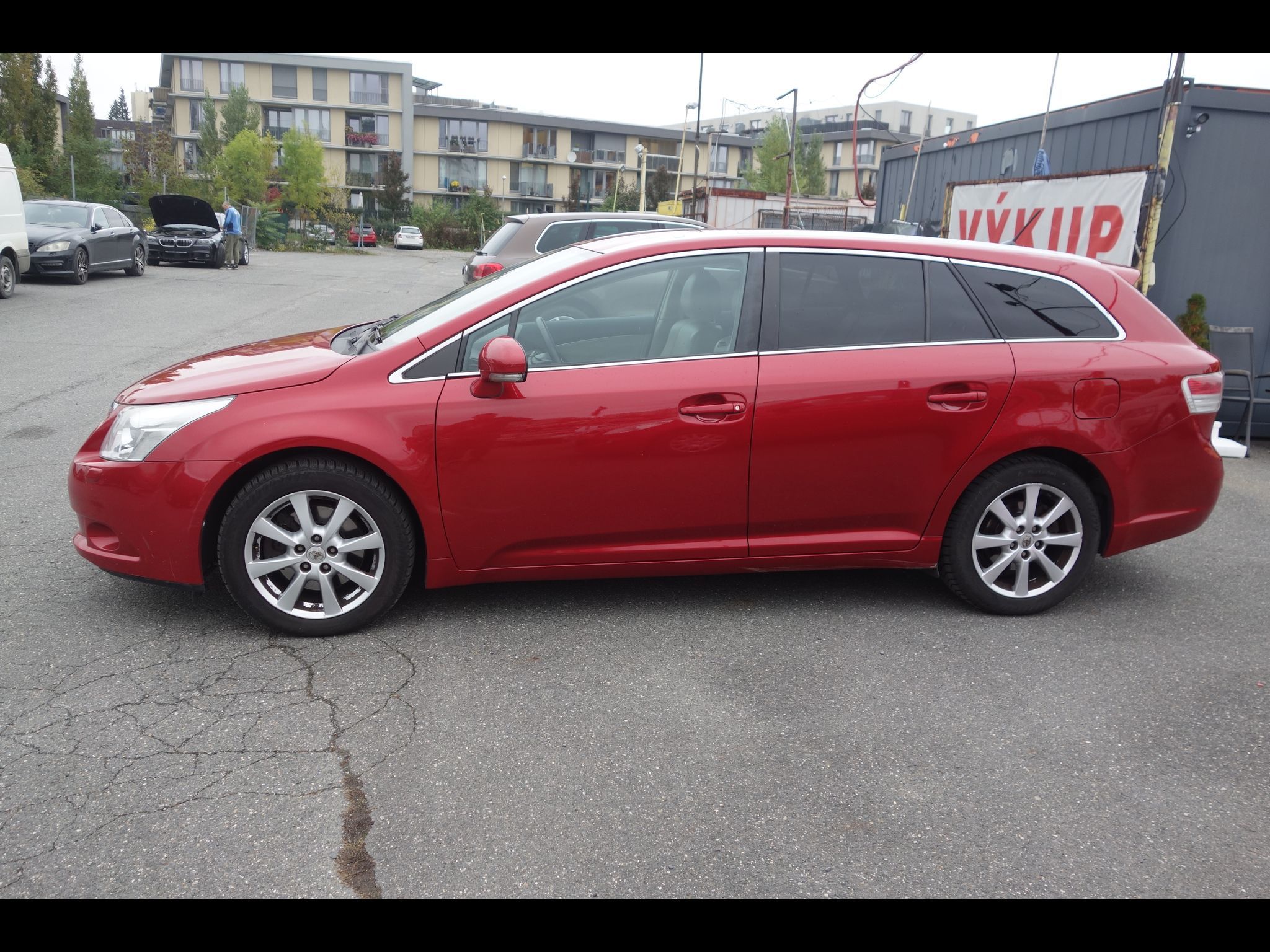 Toyota Avensis, 2,2D-4D 1.maj v ČR ! Max. výba - fotka 3