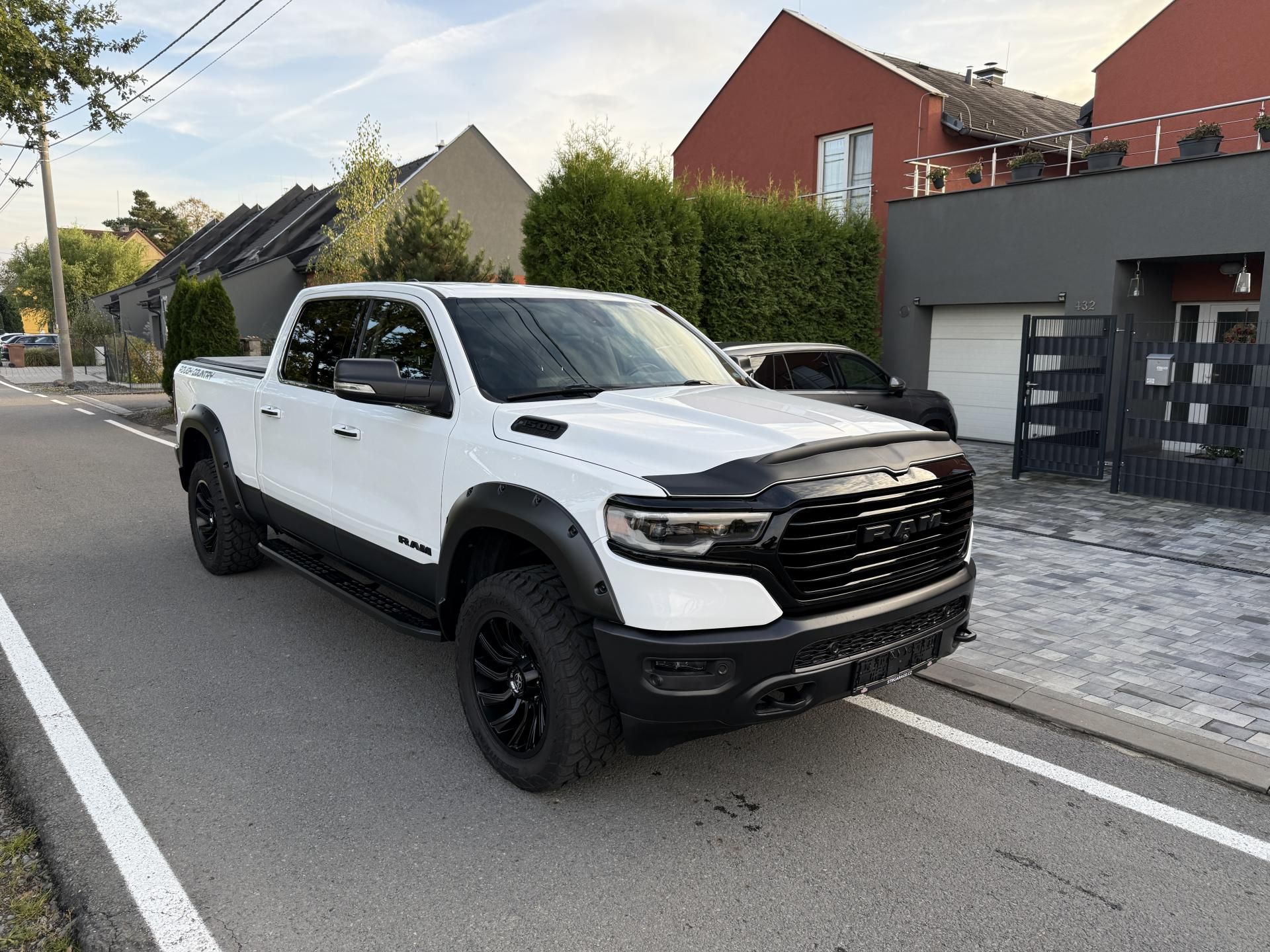 Dodge Ram, +LARAMIE+LONGBED+AXLE LOCK+ - fotka 2