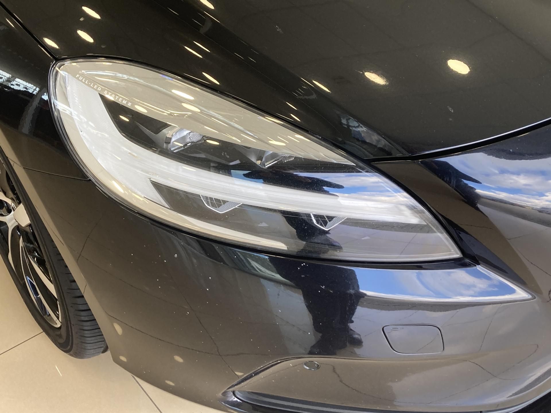 Volvo V40, D3 FWD MOMENTUM AUTOMAT - fotka 4