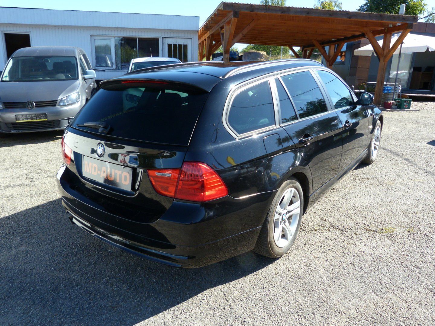 BMW Řada 3, 2.0 I  105 kw - fotka 5