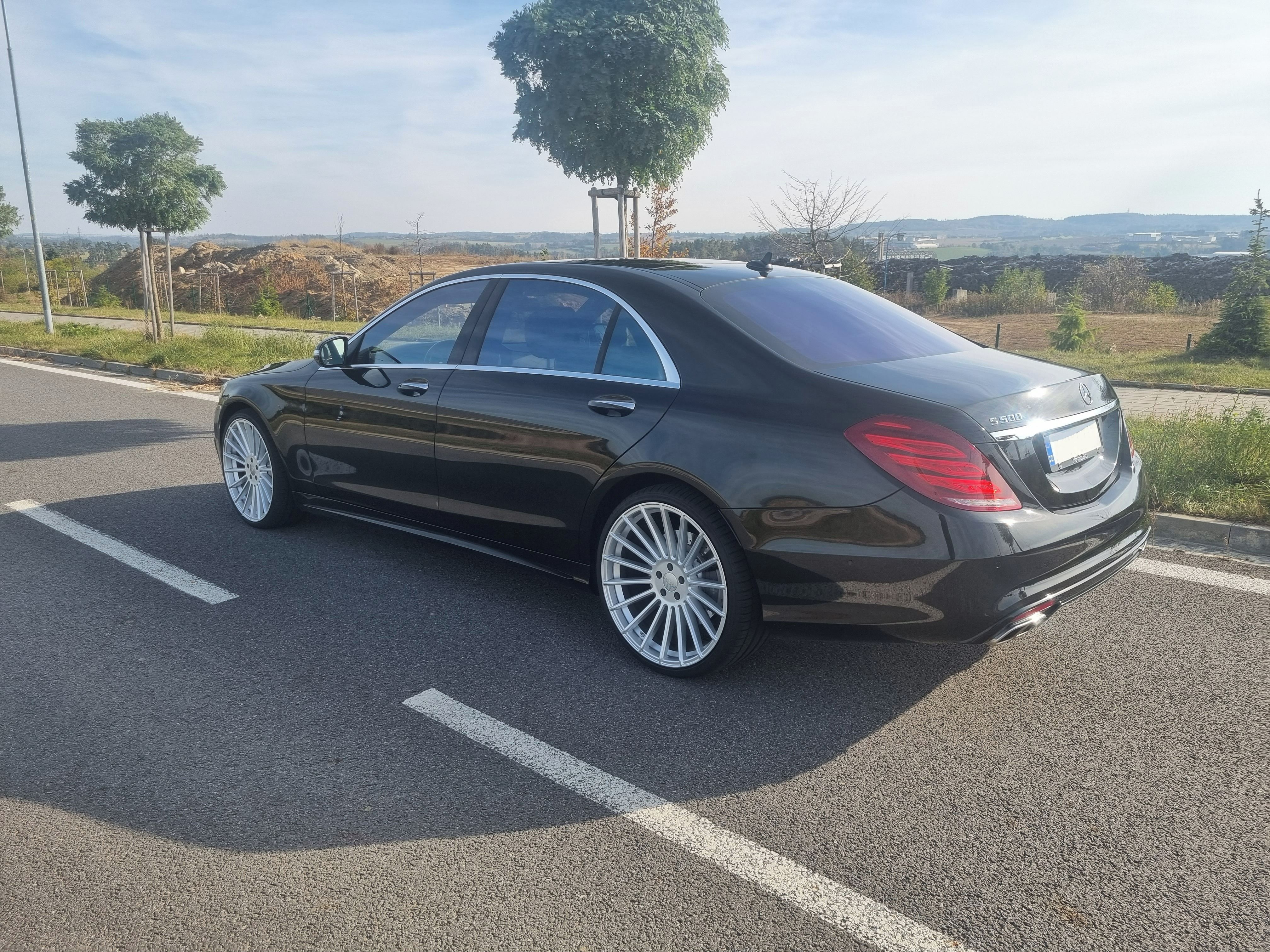 Mercedes-Benz Třídy S, S500L 4Matic AMG - fotka 3