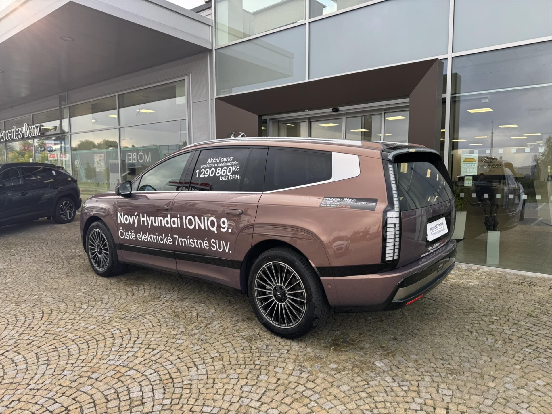 Hyundai Ioniq 9, W7 4WD PERF 110 KW CALLIGR - fotka 6
