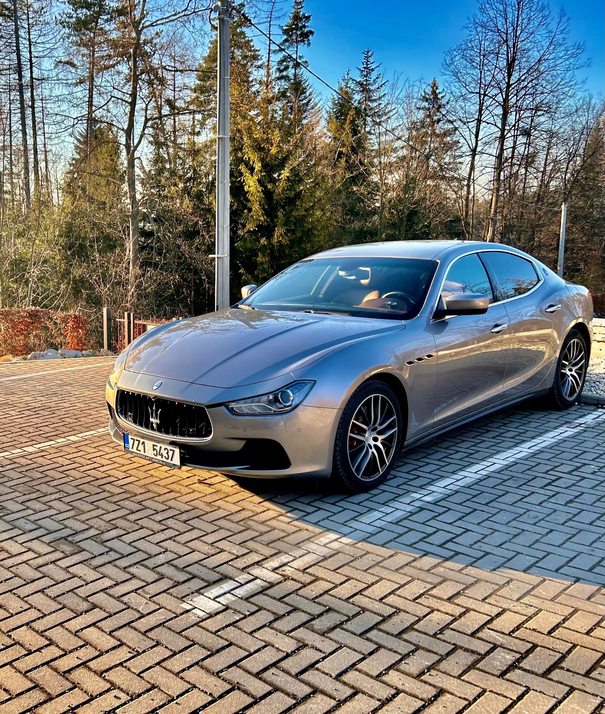 Maserati Ghibli, Maserati Ghibli SQ4 2015 - fotka 2