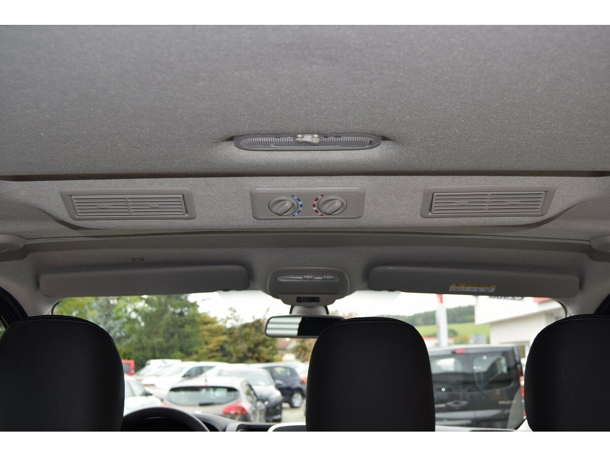 Renault Trafic, Passenger 2,0 dCi 145k L2P2, 9 - fotka 2