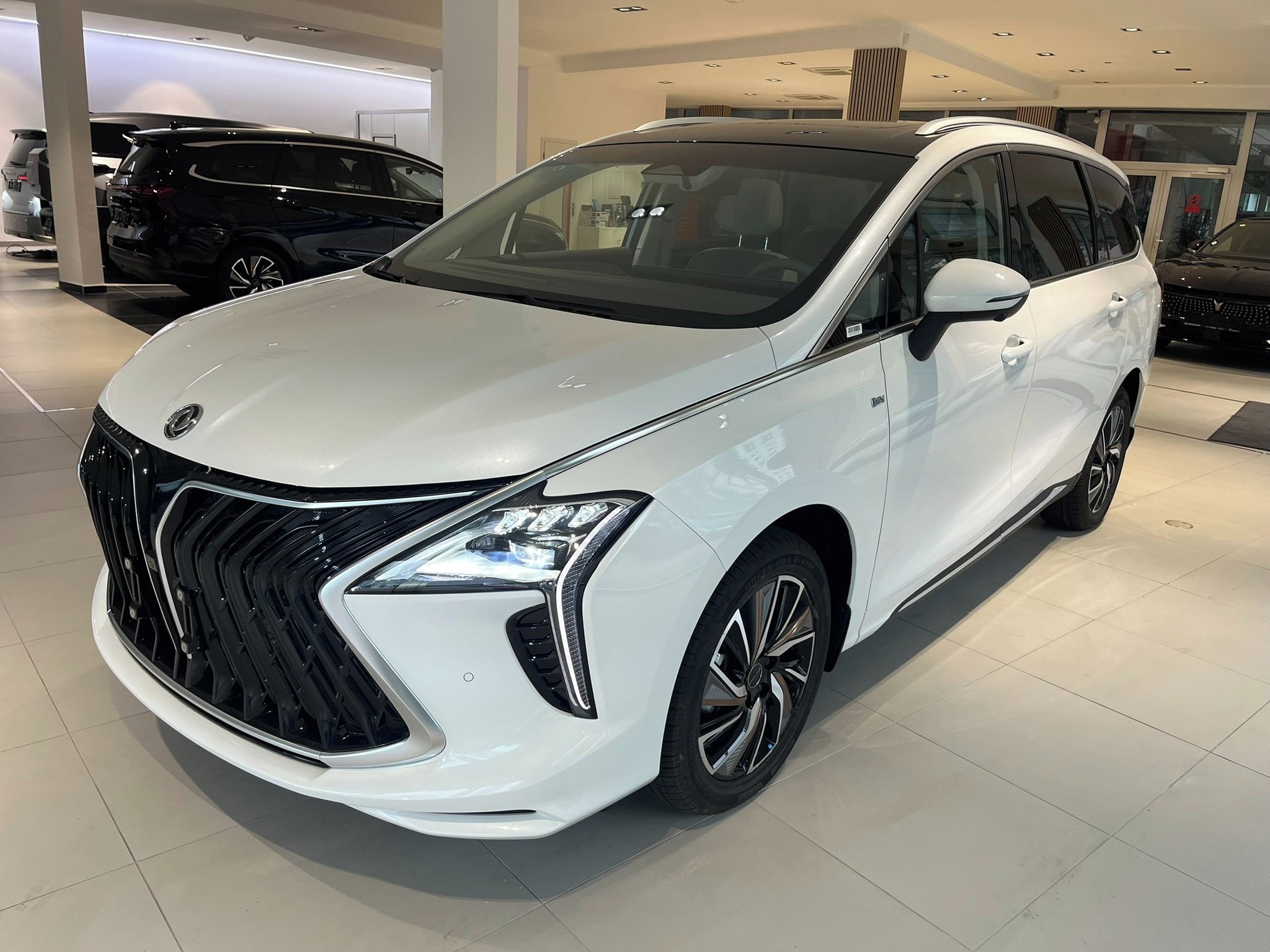 Dongfeng U-Tour, HEV Hybrid New 2025