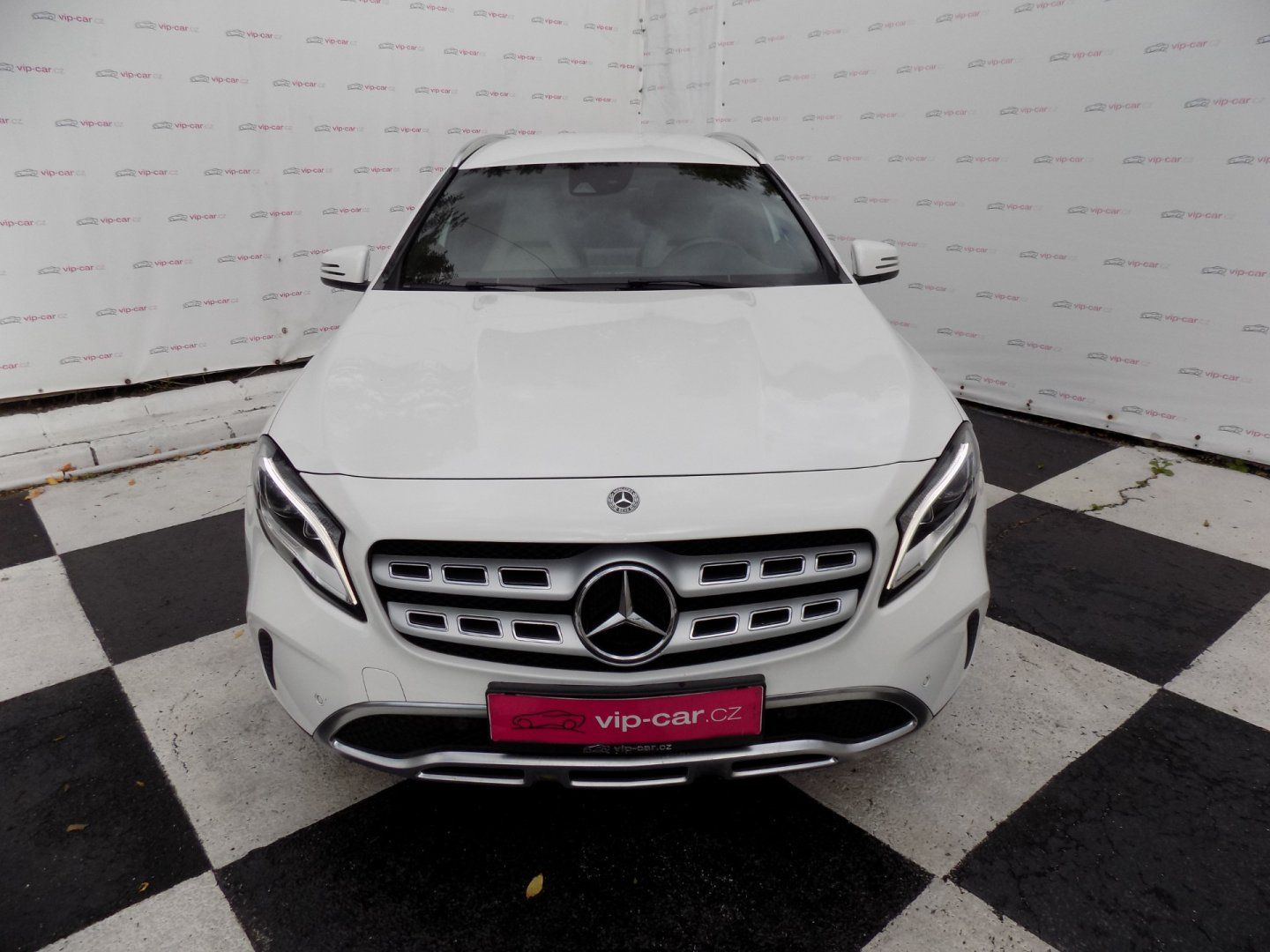 Mercedes-Benz GLA, 200/NAVI/Performance-LED/DPH/ - fotka 4