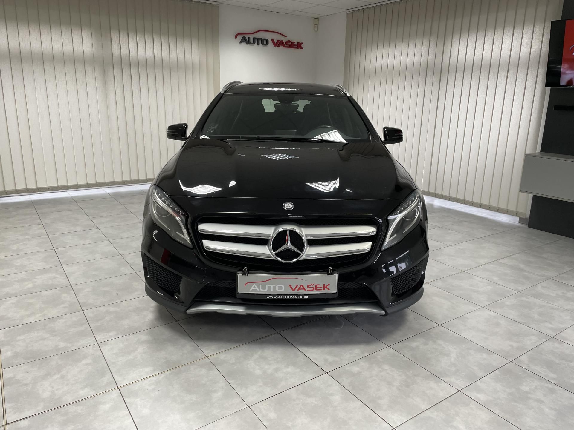 Mercedes-Benz GLA, 220 CDi 4M AT ČR 1.MA.SERVISKA - fotka 4