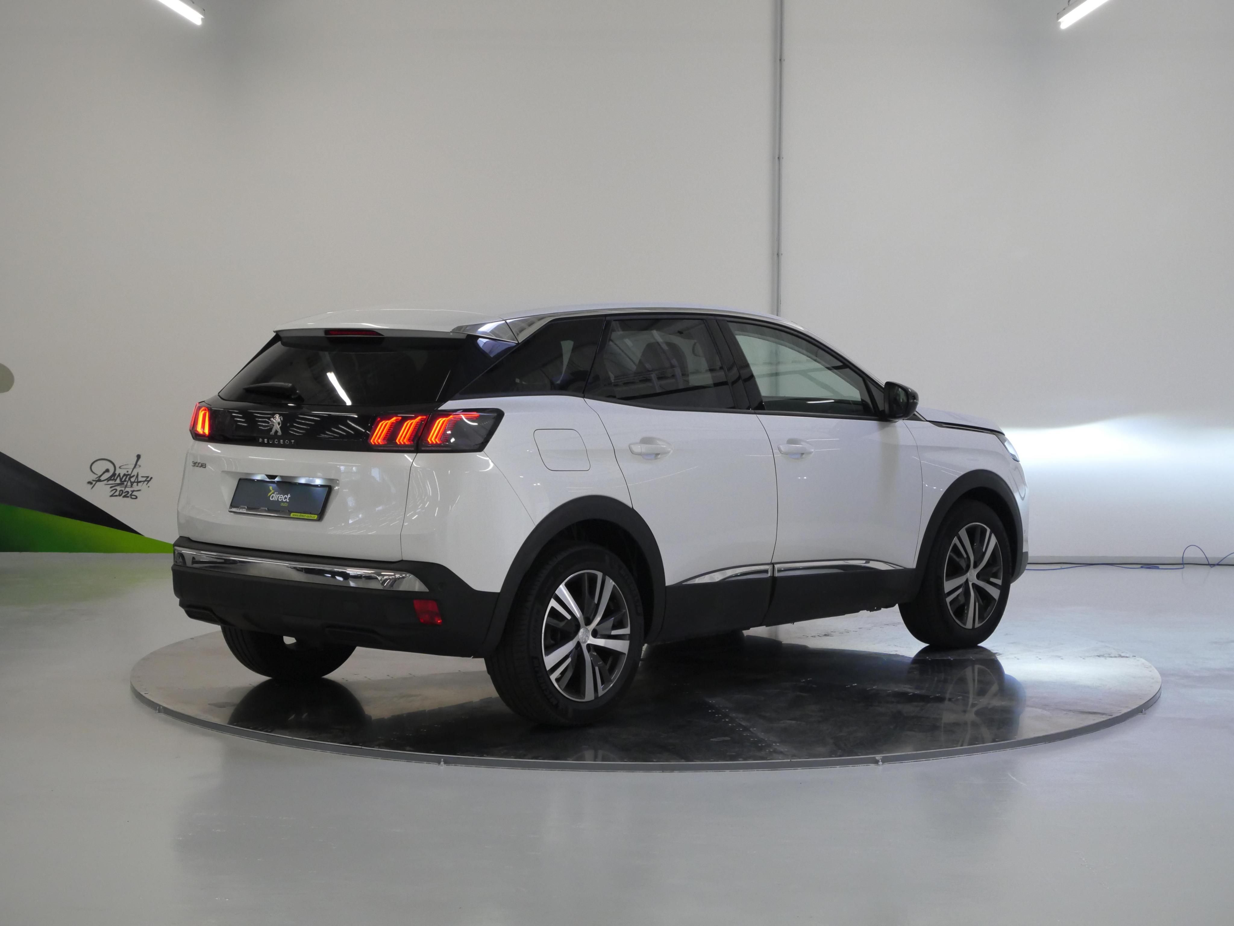 Peugeot 3008, 1.5 BlueHDi 96 kW ALLURE - fotka 2