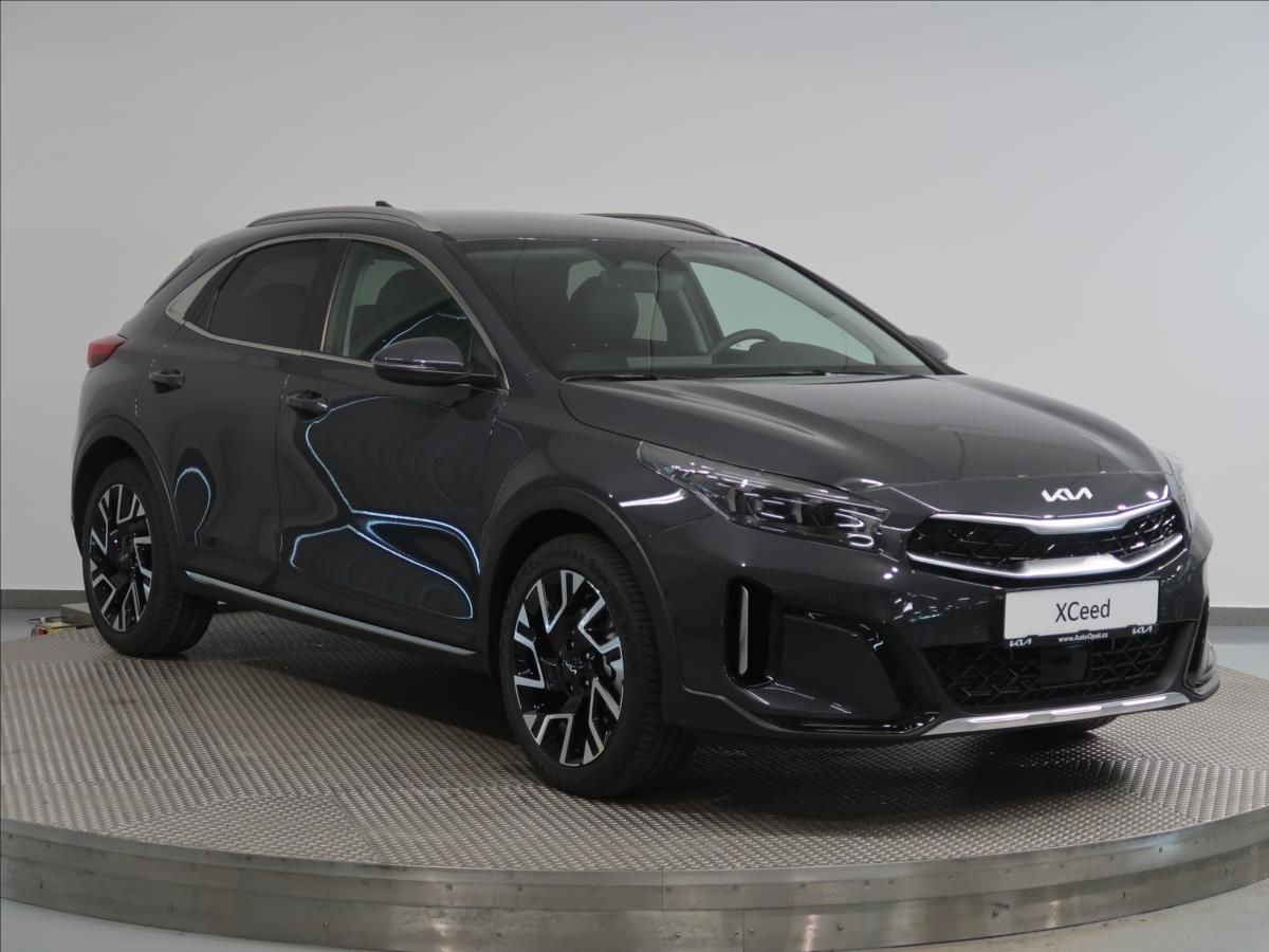 Kia XCee´d, 1,5 T-GDi GPF 7DCT  TOP - fotka 6