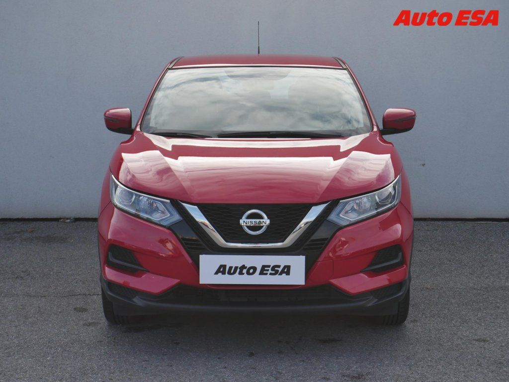 Nissan Qashqai, 1.3 DIG-T,ČR,AC,temp - fotka 2