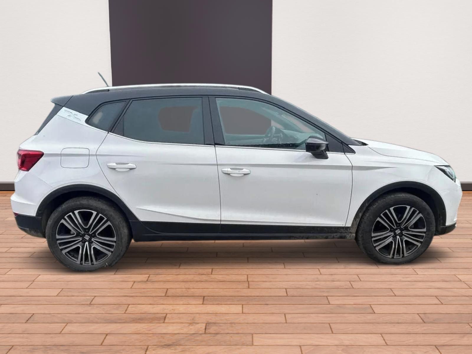 Seat Arona, 1,0 TSI DSG 81KW Xperience-DPH - fotka 2