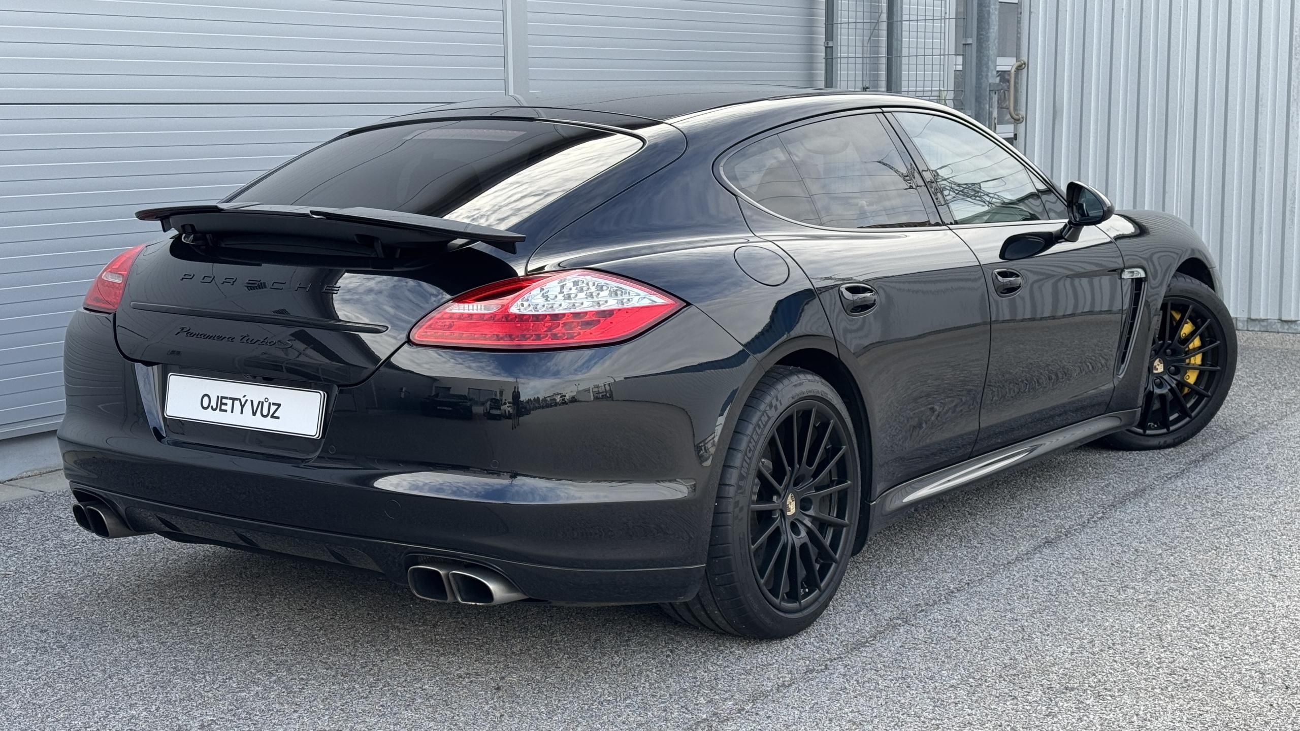 Porsche Panamera, Turbo S - fotka 2