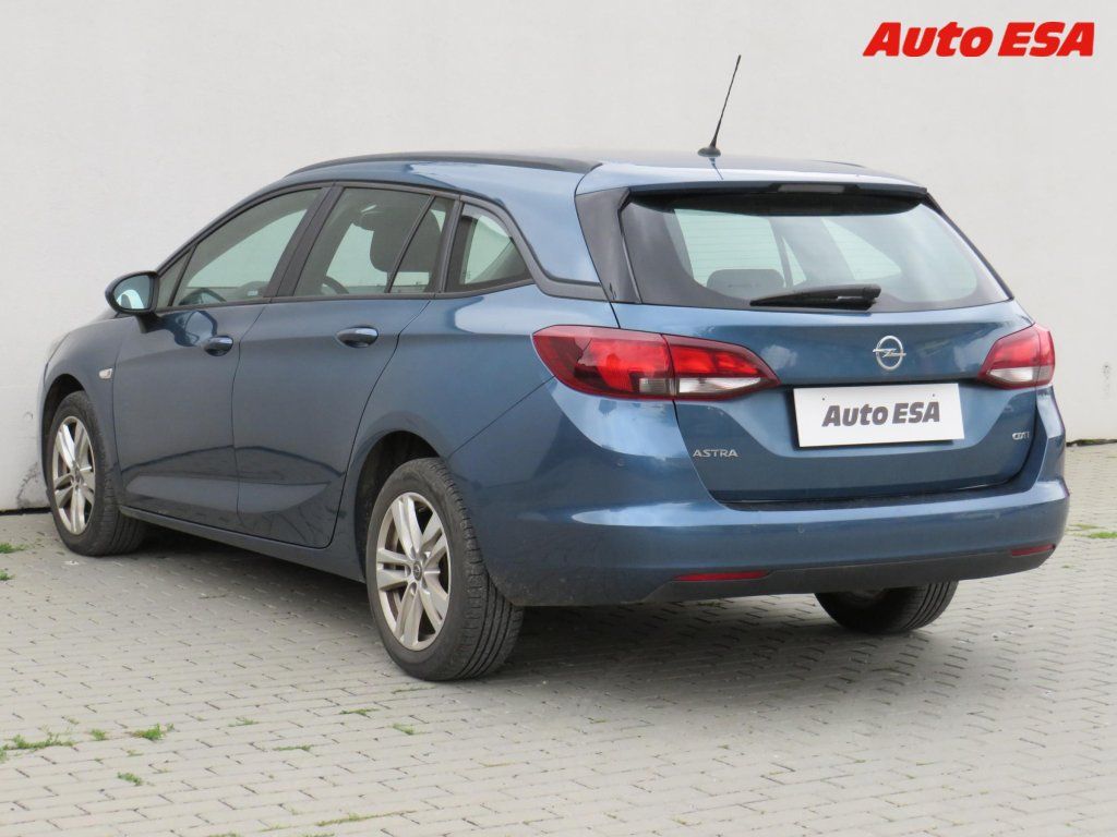 Opel Astra, 1.6 CDTi,ČR,AC - fotka 6