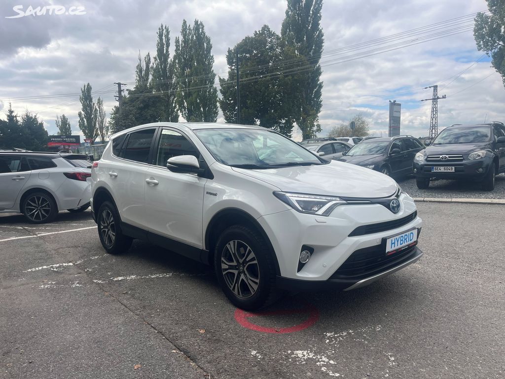 Toyota Rav4, fotka 10