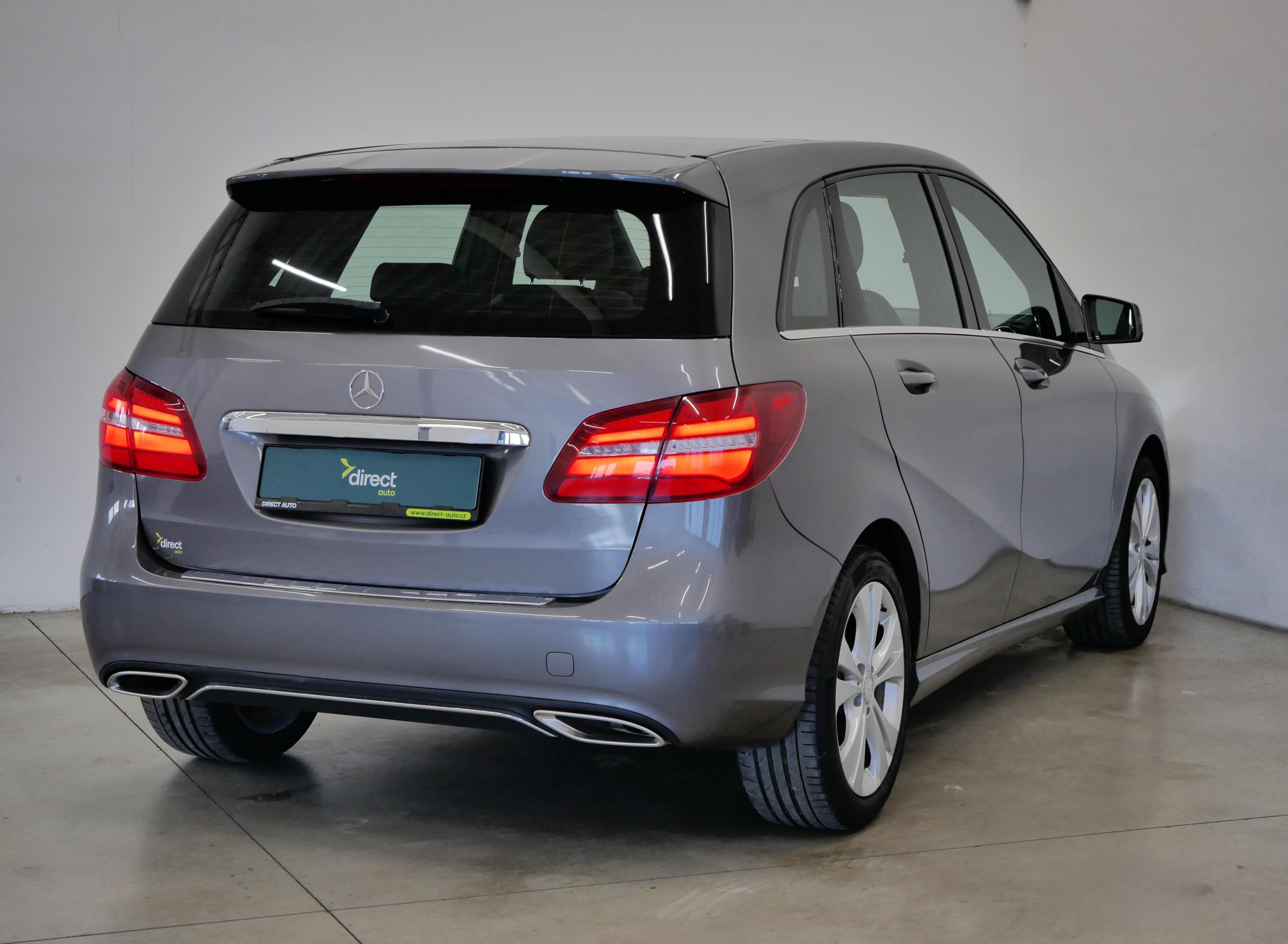 Mercedes-Benz Třídy B, 180d 80 kW Urban - fotka 2