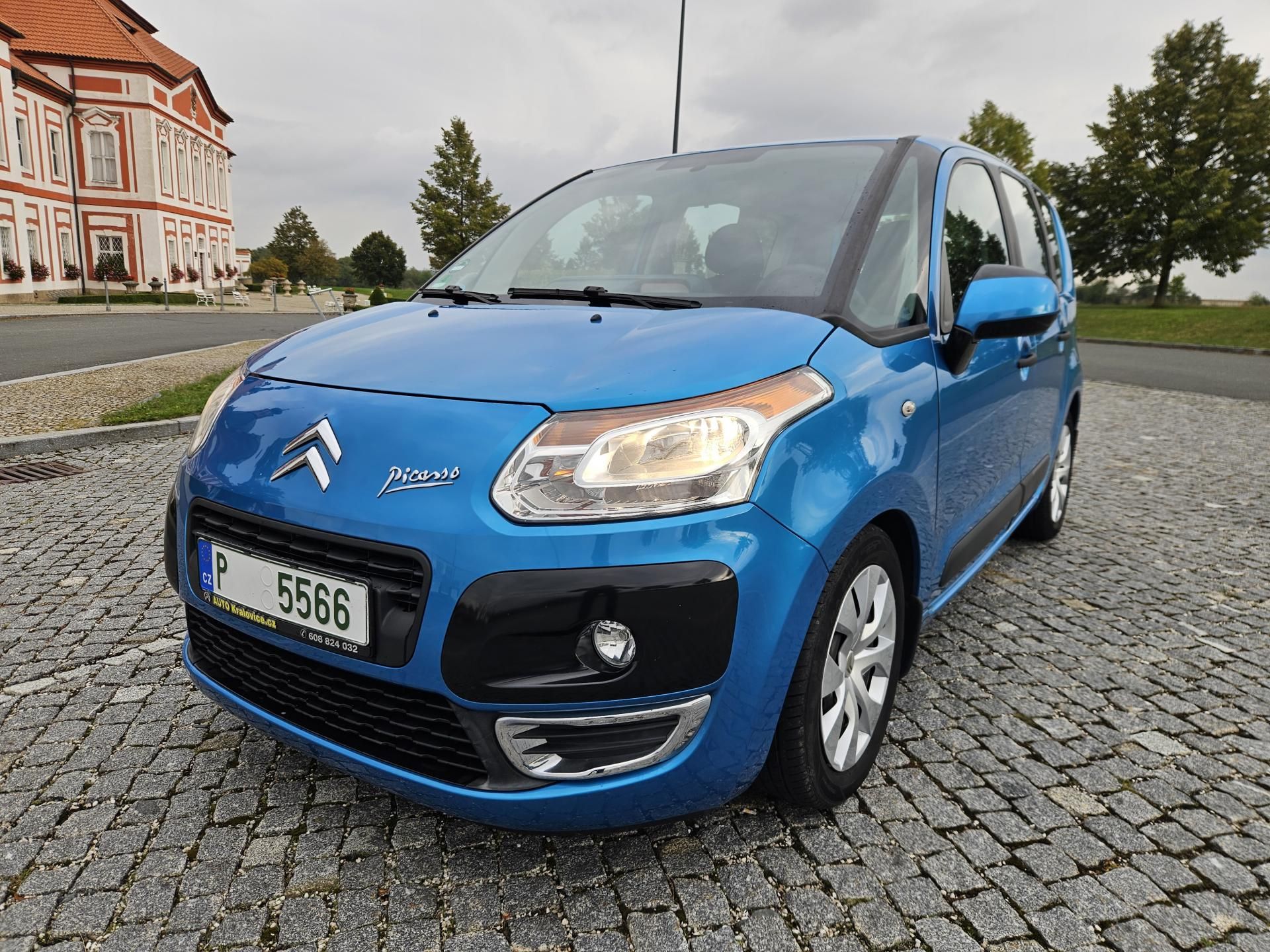 Citroën C3 Picasso, 1.6 HDI, SPLÁTKY - fotka 2