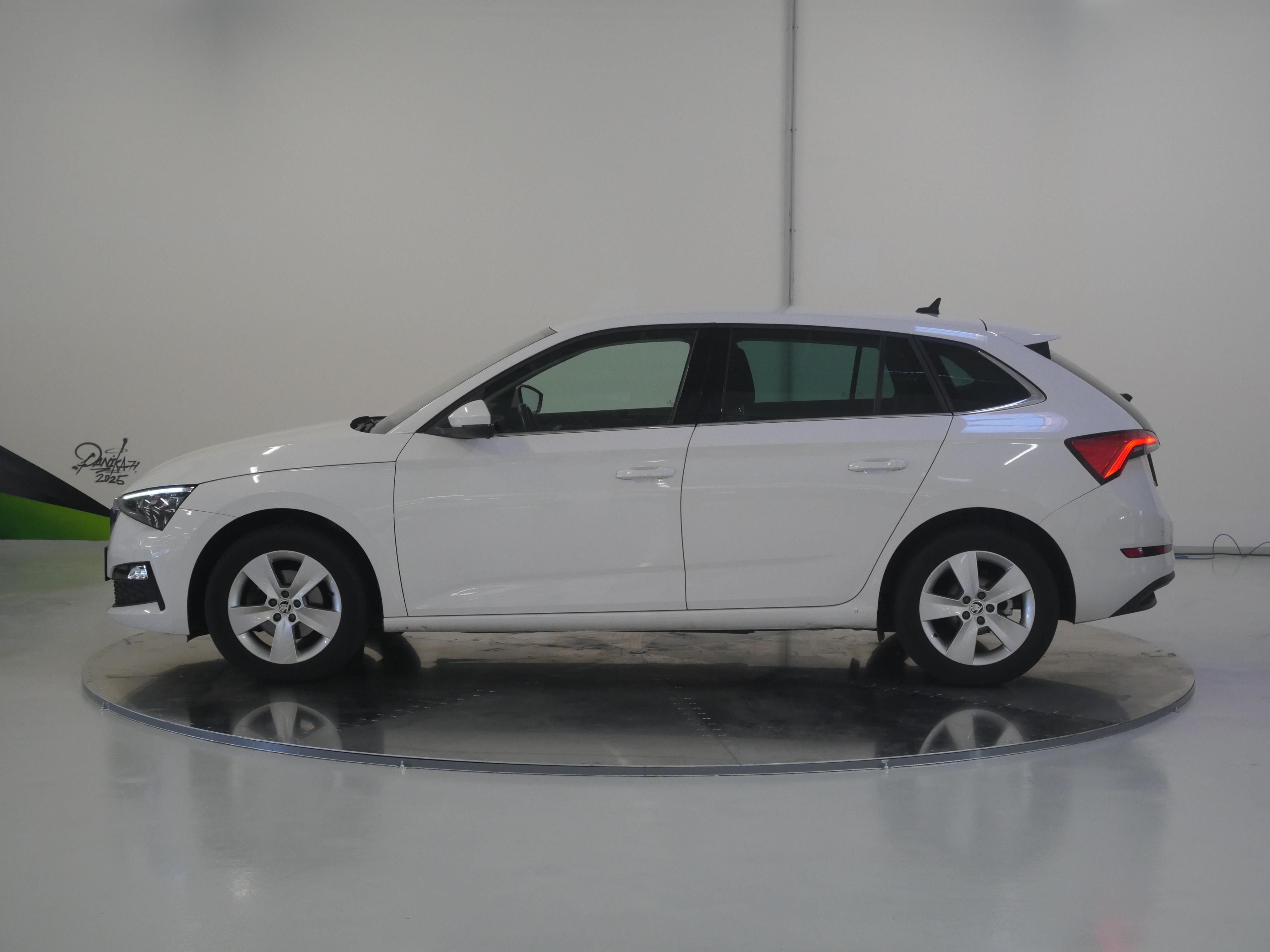 Škoda Scala, 1.6 TDI 85 kW Style - fotka 3