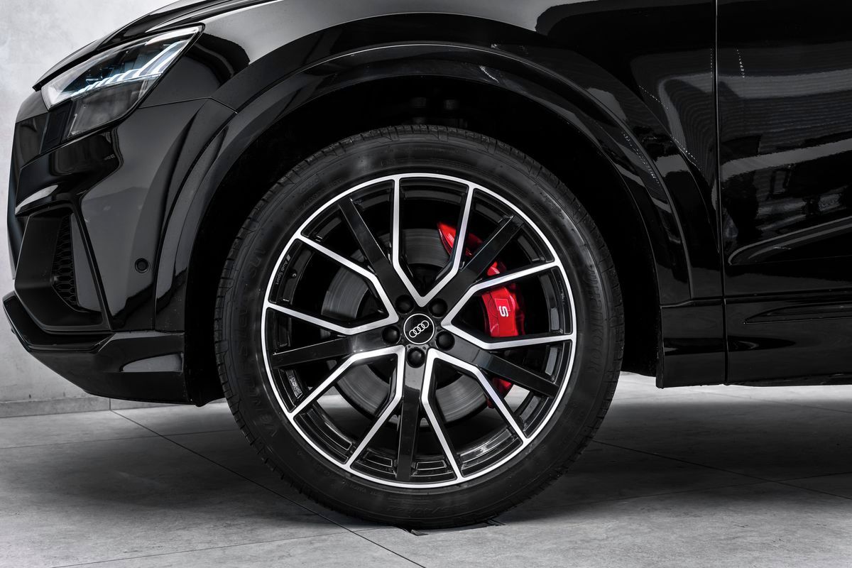 Audi SQ8, Karbon, Valcona, B&O, tažné - fotka 2