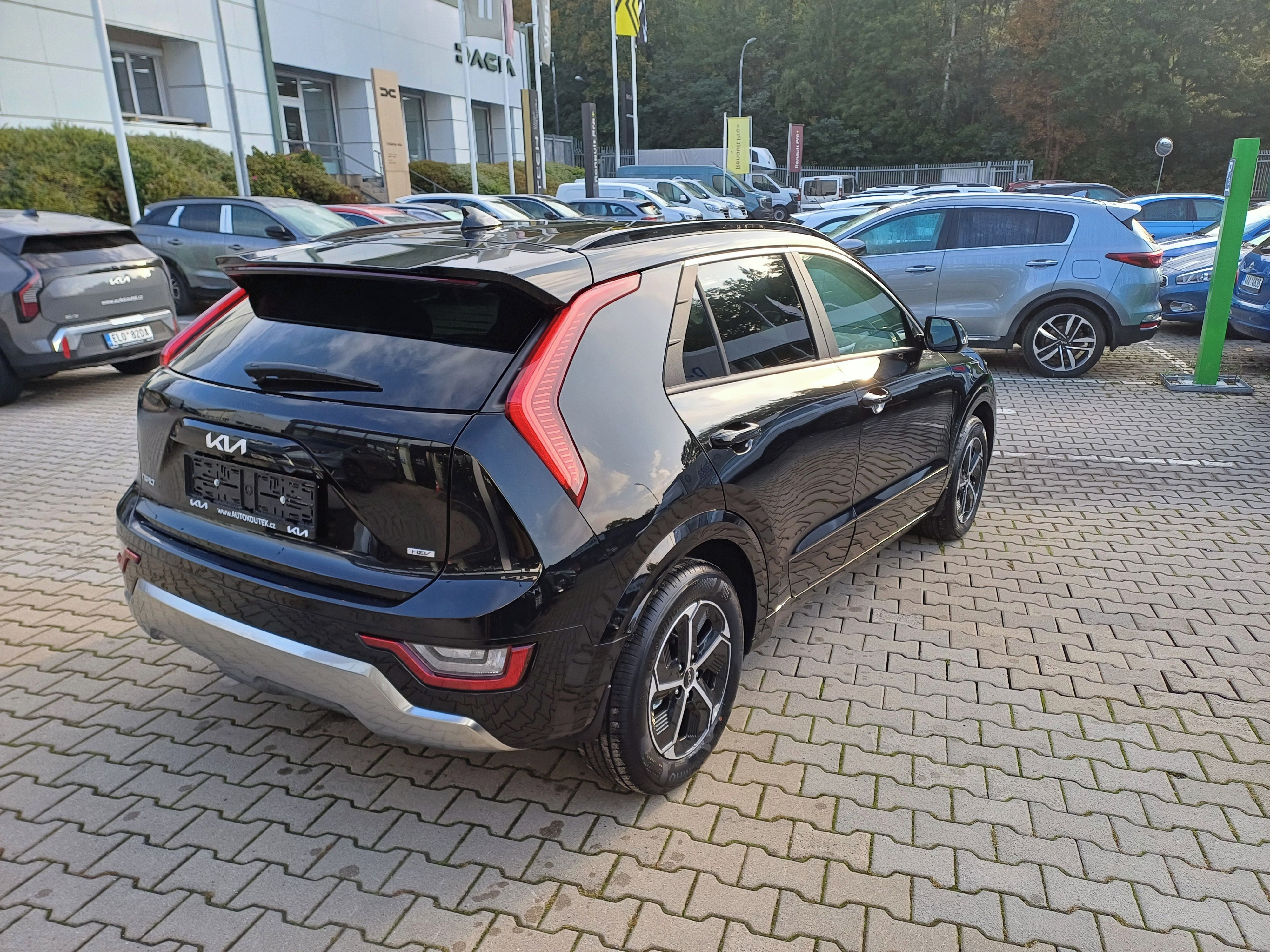 Kia Niro, 1,6 GDI HEV STYLE - fotka 5