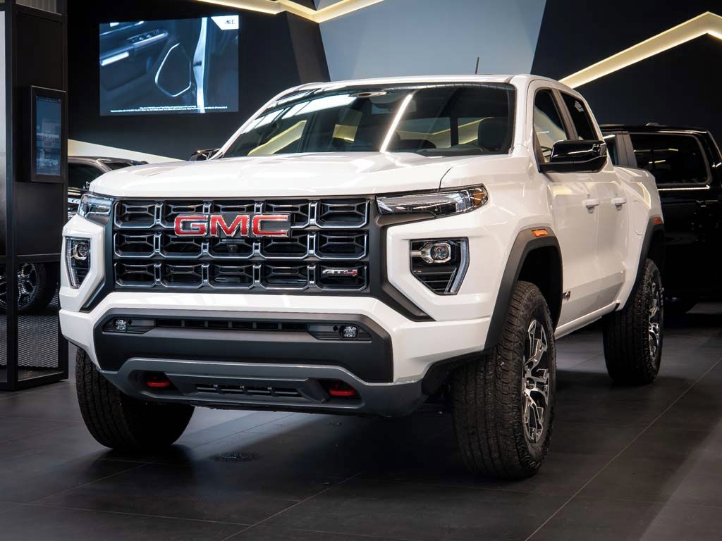 GMC Canyon, 2.7 AT4 Premium HeadUp, 2"Lift