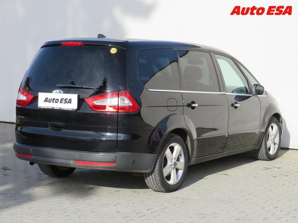 Ford Galaxy, 2.0i,Klima - fotka 4