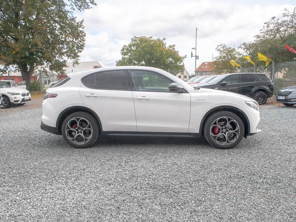 Alfa Romeo Stelvio, 2.2D 154KW Q4 – VELOCE - fotka 4
