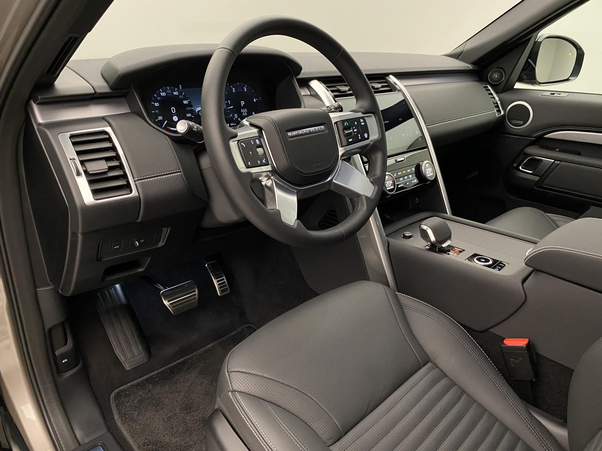 Land Rover Discovery, D350 DYNAMIC HSE AWD AUT - fotka 4